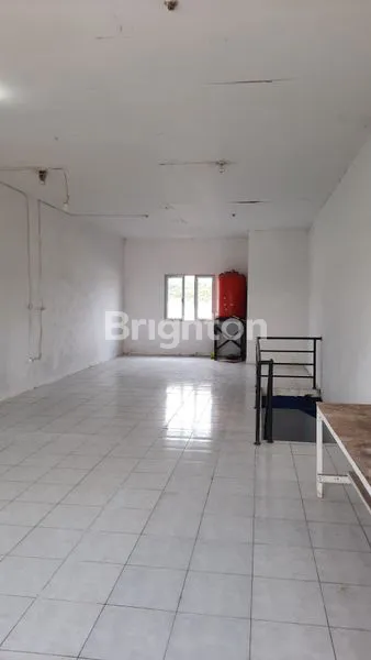 image RUKO DISEWAKAN DI POROS JALAN BESAR KILO 13 KARIANGAU (5)