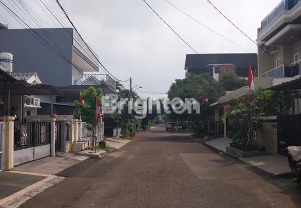 image DIJUAL RUMAH DIKAWASAN STRATEGIS DI TARUMAJAYA BEKASI (8)
