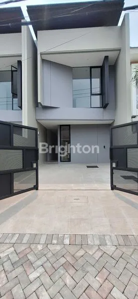 image RUMAH GRESS PALING CUENGLI DI MULYOSARI (1)