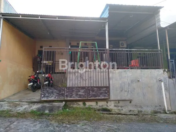 image DI JUAL RUMAH SIAP HUNI DALAM KAWASAN PERUMAHAN SAMARINDA (1)