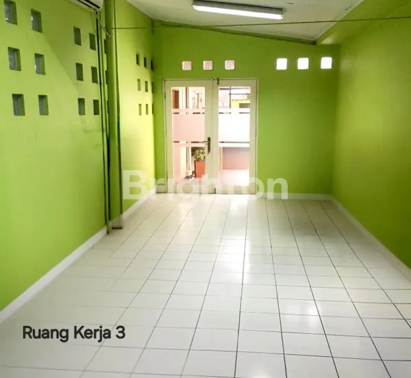 image DIJUAL GEDUNG COCOK UNTUK PERKANTORAN DAN GUDANG DI BINONG (5)