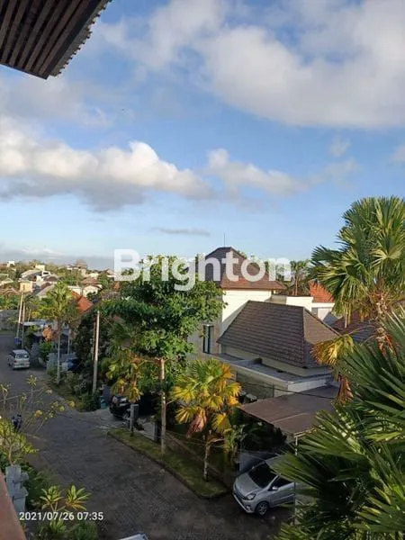 image RUMAH MEWAH SEMI VILLA KAWASAN UNIVERSITAS UDAYANA JIMBARAN BAI (4)