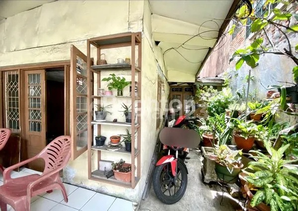 image DIJUAL RUMAH BANGUNAN LAMA DI PADEMANGAN JAKARTA UTARA (5)