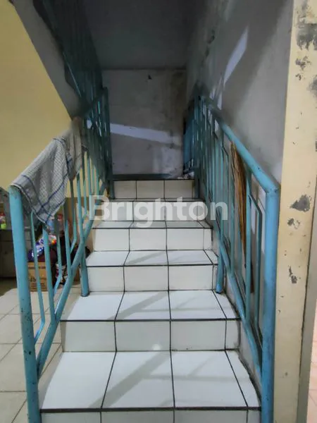 image RUMAH 2,5 LANTAI JELAMBAR SELATAN JAKARTA BARAT (4)