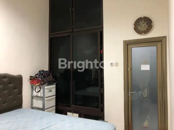 image RUMAH 1.5 LANTAI SIAP HUNI DI PONDOK TJANDRA SEMANGKA, DEKAT CLUB HOUSE & AKES TOL JUANDA (3)