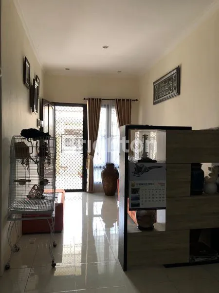 image RUMAH 1.5 LANTAI SIAP HUNI DI PONDOK TJANDRA SEMANGKA, DEKAT CLUB HOUSE & AKES TOL JUANDA (5)