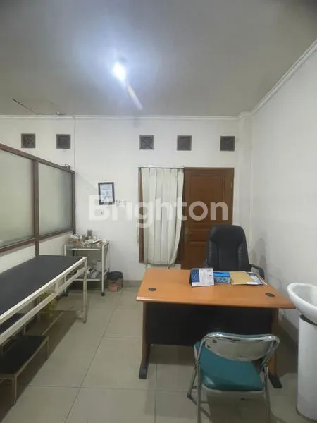 image RUKO 3,5 LANTAI SANGAT STRATEGIS DI KARTINI RAYA DEPOK (3)