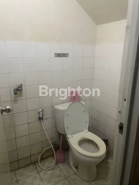 image RUKO 3,5 LANTAI SANGAT STRATEGIS DI KARTINI RAYA DEPOK (5)