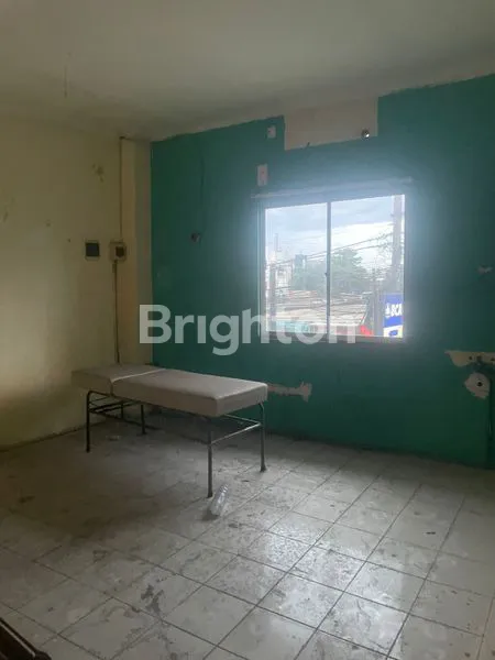 image RUKO 3,5 LANTAI SANGAT STRATEGIS DI KARTINI RAYA DEPOK (6)