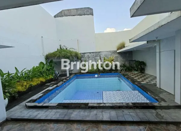 image RUMAH MEWAH 2 LANTAI DENGAN KOLAM RENANG PRIBADI DI VILLA PUNCAK TIDAR MALANG (8)