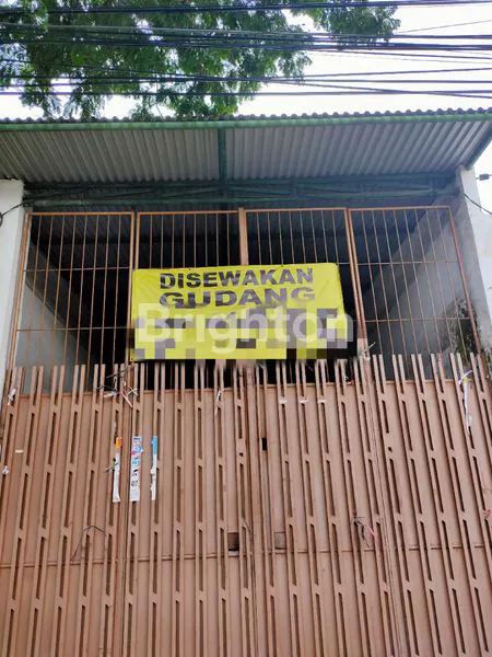 image GUDANG SIAP RUMAH LEBAR  COCOK BUAT USAHA DI NOL JALAN BARATA JAYA TENGAH KOTA DI DAERAH PANDEGILING (1)