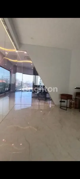 image DI JUAL GEDUNG 3 LANTAI VIEW PANTAI PADANG GALAK – DENPASAR (3)