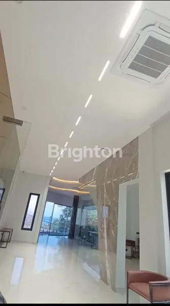 image DI JUAL GEDUNG 3 LANTAI VIEW PANTAI PADANG GALAK – DENPASAR (2)