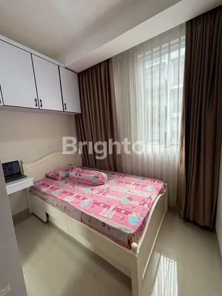 image APARTMENT RAINBOW SPRINGS CONDOVILLAS DENGAN PRIVATE LIFT (4)