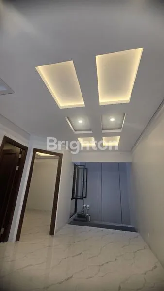 image RUMAH 3 LANTAI, SUNRISE GARDEN (5)