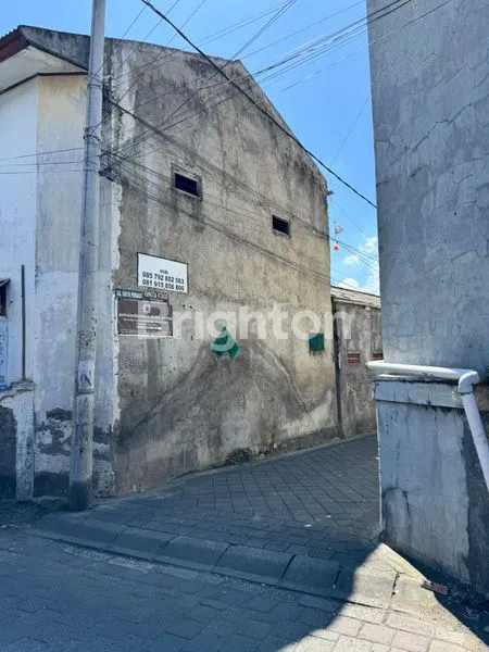 image TANAH SANGAT STRATEGIS COCOK UNTUK USAHA KOSAN LUAS TANAH 1500M2 DI JALAN NUSANTARA GANG GRIYA PRIBADI KAWASAN TUBAN KUTA \N (5)