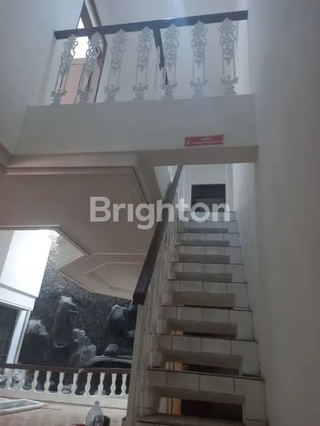 image RUMAH 2 LANTAI CBU CAWANG JATINEGARA JAKARTA TIMUR STRATEGIS BEBAS BANJIR\N (7)