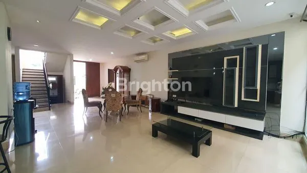 image RUMAH DISEWAKAN DI JLN ALAM SEGAR PONDOK INDAH JAKARTA SELATAN. (6)