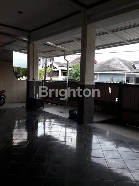 image RUMAH 1.5 LANTAI SECOND STRATEGIS SEMOLOWARU DEKAT MERR KEDUNG BARUK NGINDEN KLAMPIS MANYAR ARAYA KEPUTIH RUNGKUT WONOREJO (2)