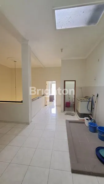 image RUMAH FURNISH DENGAN 6+1 KAMAR TIDUR DI PERMATA JINGGA SOEHAT (8)