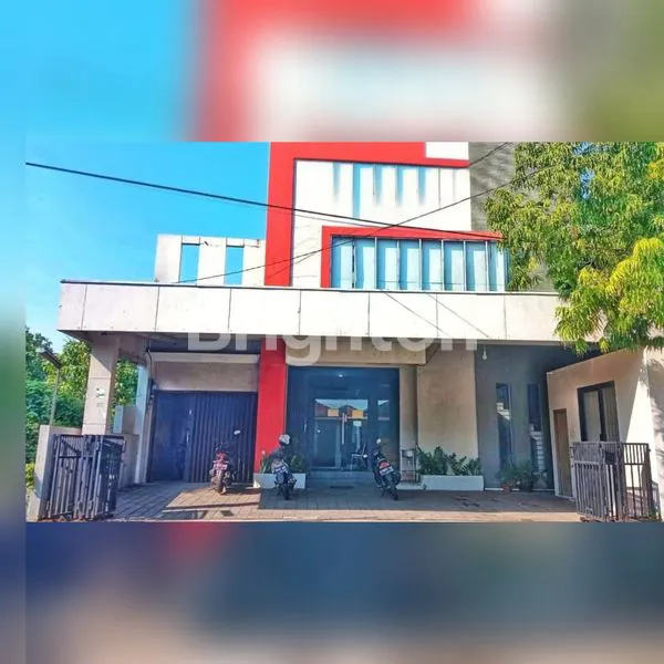 RUKO 2 LANTAI , BISA DIGUNAKAN SEBAGAI KANTOR DI TENGAH KOTA SEMARANG , AREA PUSPOWARNO - SEMARANG