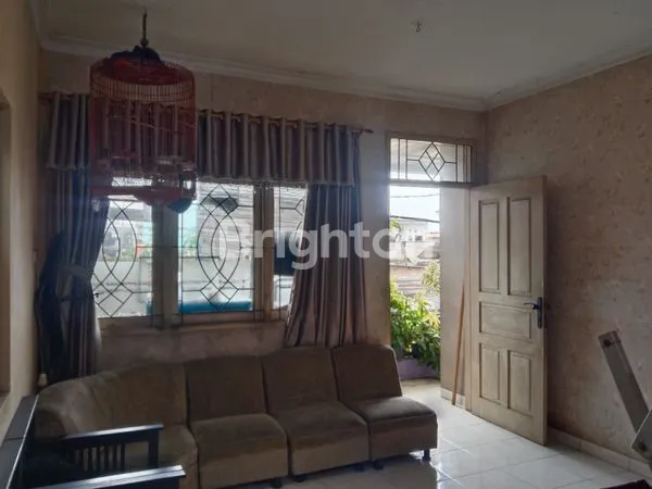 image RUMAH 2 LANTAI TEPI JALAN – COCOK UNTUK USAHA DI MENCENG, CENGKARENG, JAKARTA BARAT (3)