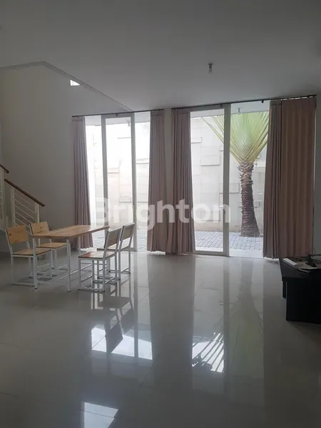 image DISEWAKAN RUMAH SURABAYA BARAT PAKUWON INDAH MANSION (7)