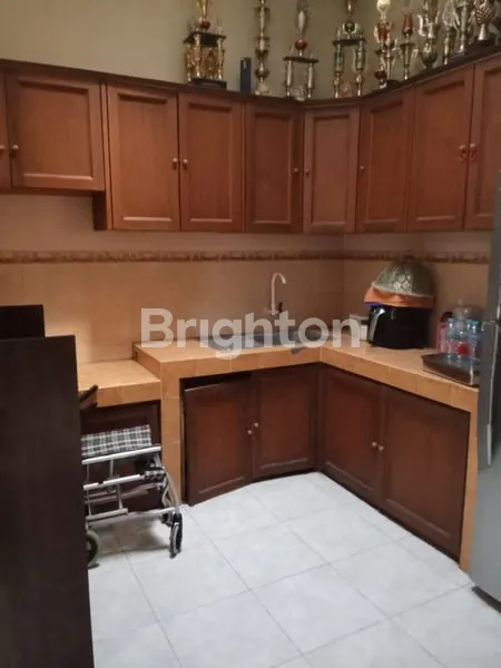 image DIJUAL RUMAH LUAS STRATEGIS SELANGKAH KE RAMPAL, STASIUN MALANG KOTA BARU, ALUN ALUN KOTA MALANG (5)