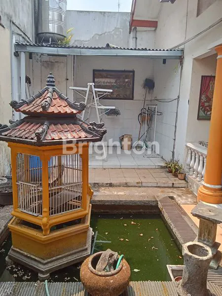 image DIJUAL RUMAH LUAS STRATEGIS SELANGKAH KE RAMPAL, STASIUN MALANG KOTA BARU, ALUN ALUN KOTA MALANG (8)