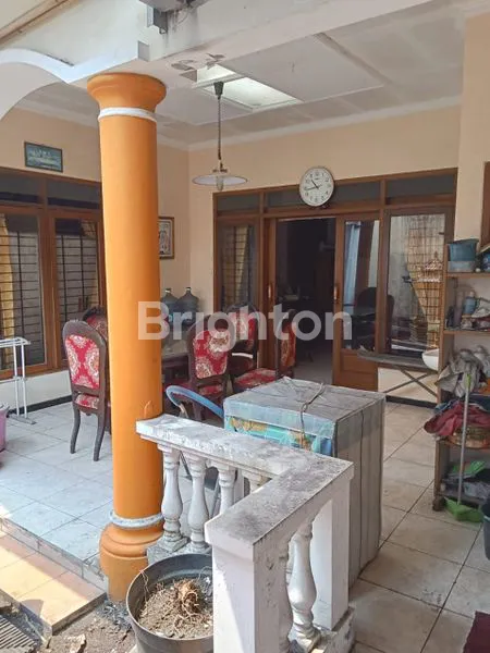 image DIJUAL RUMAH LUAS STRATEGIS SELANGKAH KE RAMPAL, STASIUN MALANG KOTA BARU, ALUN ALUN KOTA MALANG (3)