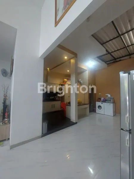 image RUMAH KOMPAK 1 LANTAI DI ROYAL REGENCY - TANAH 135M², HARGA 1M  AN (2)