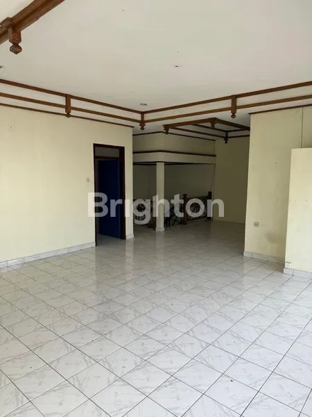 image DI SEWAKAN BANGUNAN DI JALAN UTAMA BY PASS SANUR COCOK UNTUK KANTOR  (3)