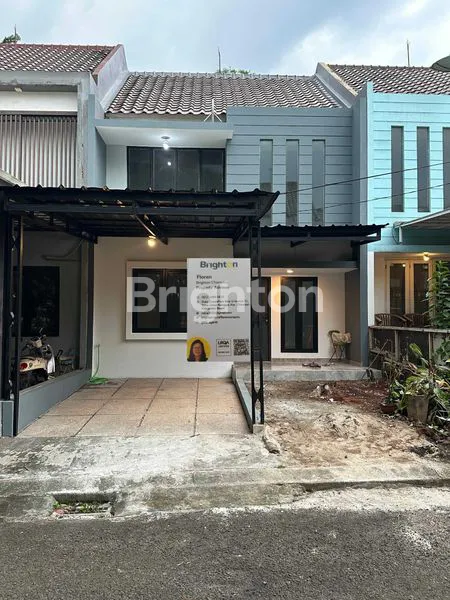 image RUMAH SIAP HUNI BANGET DI RAFFLES HILLS, DEKAT KE CIBUBUR JUNCTION, STASIUN LRT, DAN GERBANG TOL JAGORAWI CIBUBUR (1)