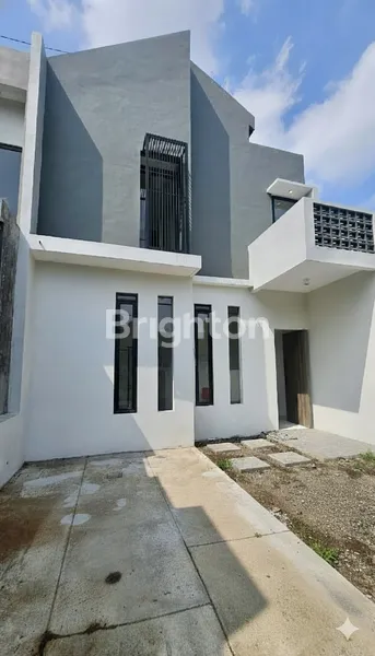image DIJUAL RUMAH BARU SIAP HUNI 2 LANTAI READY BANGUNAN PREMIUM AREA PANDANWANGI BLIMBING KOTA MALANG (1)