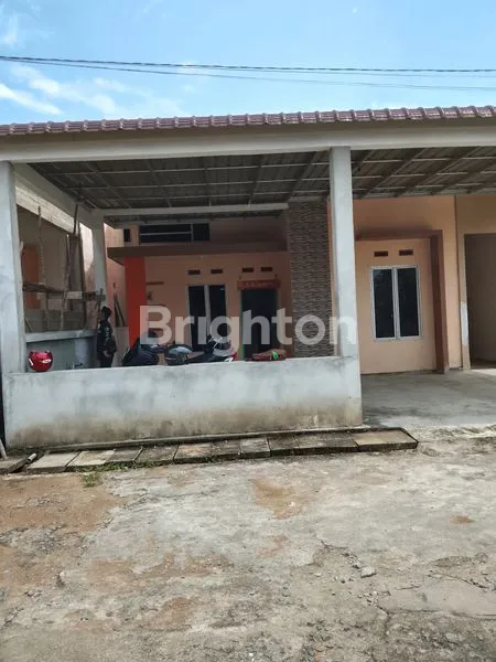 image RUMAH KOKOH DI JALAN RAYA MEKAR BARU I (6)