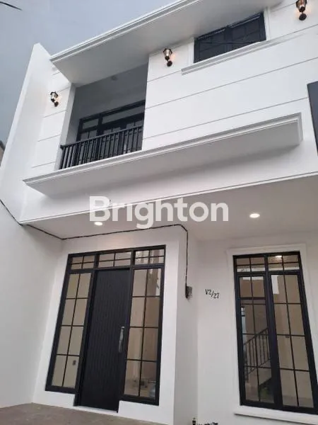 image RUMAH MODERN KLASIK LOKASI STRATEGIS DI KENCANA LOKA BSD CITY (1)