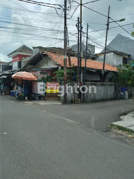 image RUMAH TUA HITUNG TANAH SAJA EKONOMIS DKT RS EMC PULOMAS  (3)