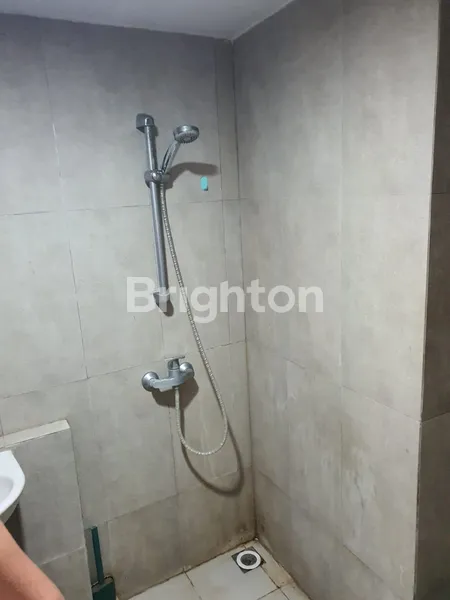 image READY STUDIO APARTEMEN DENVER LANTAI 19 FURNISH CONNECT UNIVERSITAS CIPUTRA CITRALAND SURABAYA BARAT (5)