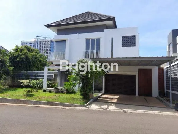 image RUMAH MEWAH 2 LANTAI + KOLAM RENANG PRIBADI (1)