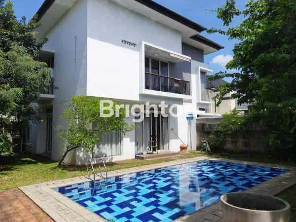 image RUMAH MEWAH 2 LANTAI + KOLAM RENANG PRIBADI (7)