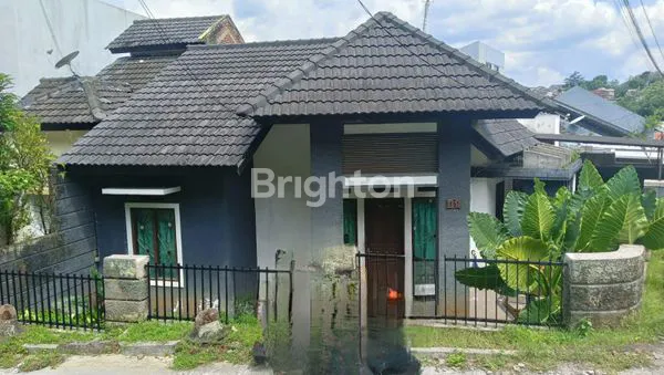 image GRIYA CIKUTRA BANDUNG - KETENANGAN HIDUP DIMULAI SAAT KAMU NGGAK KHAWATIR SOAL TEMPAT PULANG (1)