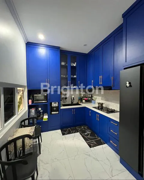 image LUXURY MODERN HOUSE DI CASAVAYA DENGAN PRIVATE POOL & ROOFTOP GAZEBO – FREE KITCHEN SET MEWAH! (7)