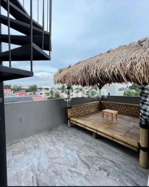 image LUXURY MODERN HOUSE DI CASAVAYA DENGAN PRIVATE POOL & ROOFTOP GAZEBO – FREE KITCHEN SET MEWAH! (1)