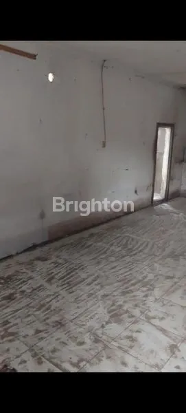 image DISEWAKAN GUDANG KAV DPR CIPONDOH TANGERANG (4)