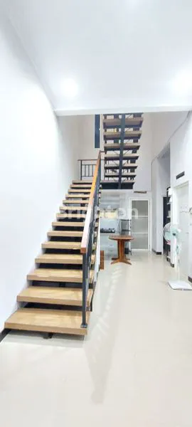 image *RUMAH PUTIH SIAP HUNI LOKASI STRATEGIS DEKAT EXIT TOLL KLODRAN SOLO* (8)