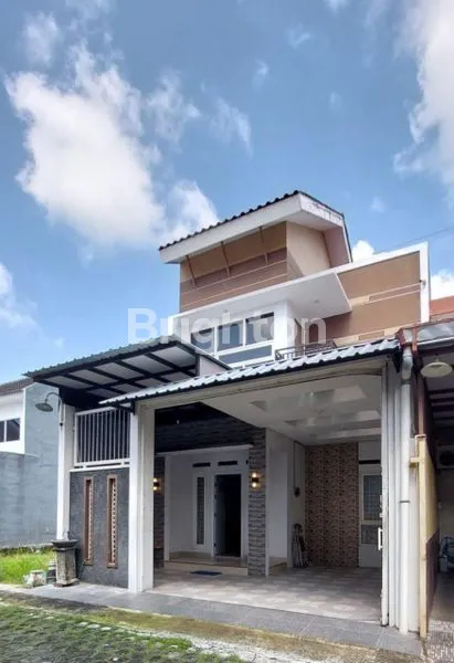 image *RUMAH PUTIH SIAP HUNI LOKASI STRATEGIS DEKAT EXIT TOLL KLODRAN SOLO* (1)