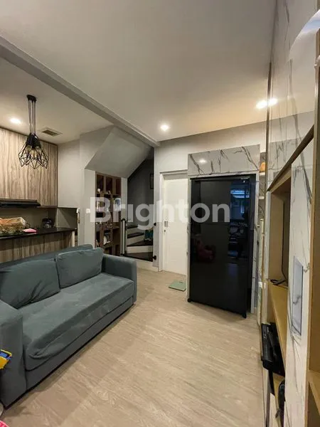 image RUMAH 2 LANTAI DI CLUSTER AMARILLO DI PUSAT KAWASAN GADING SERPONG DAN BSD DI TANGERANG BANTEN (1)