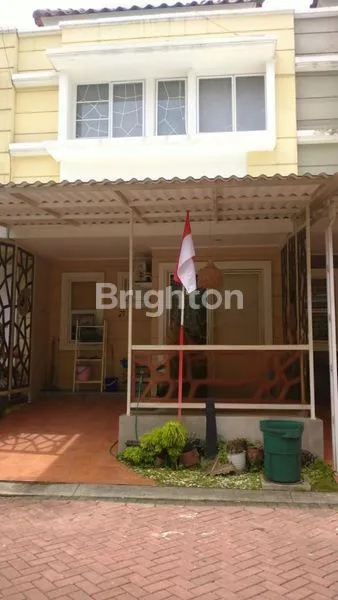 image RUMAH 2 LANTAI DI CLUSTER AMARILLO DI PUSAT KAWASAN GADING SERPONG DAN BSD DI TANGERANG BANTEN (6)