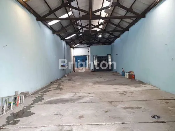 image TOKO+GUDANG STRATEGIS RUNGKUT (3)