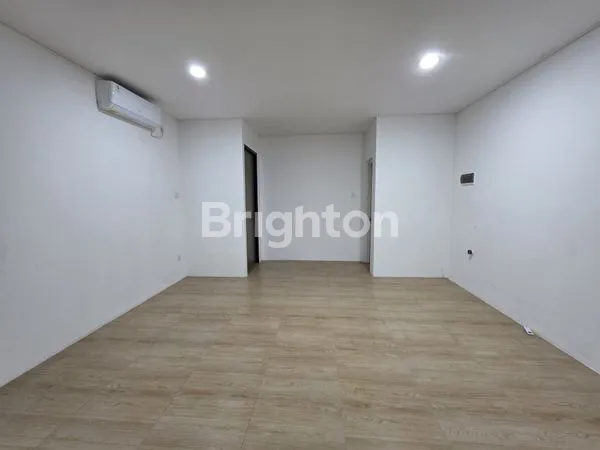 image RUKO SIAP USAHA DI LIPPO VILLAGE, HARGA 2,1M (5)